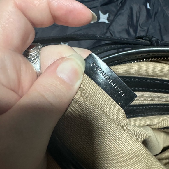 Burberry Tote Bag in Excellent condition - Picture 2 of 9